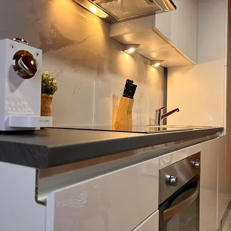 Center 1 因特拉肯